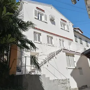 https://erika-ika.primorje-gorskikotar.com